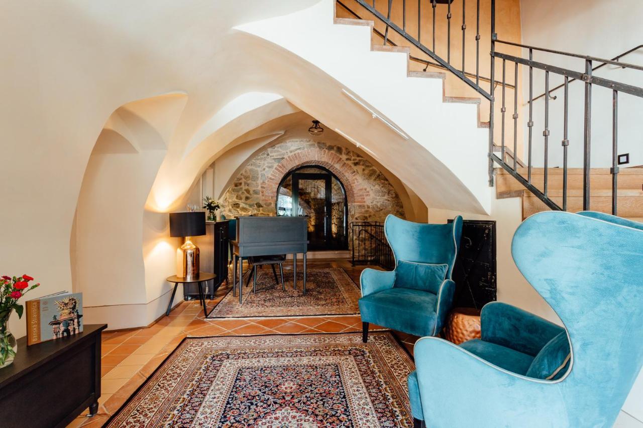 Hotel Glaus Banská Štiavnica Buitenkant foto
