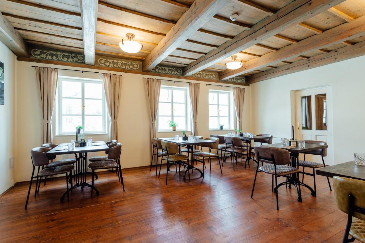 Hotel Glaus Banská Štiavnica Buitenkant foto